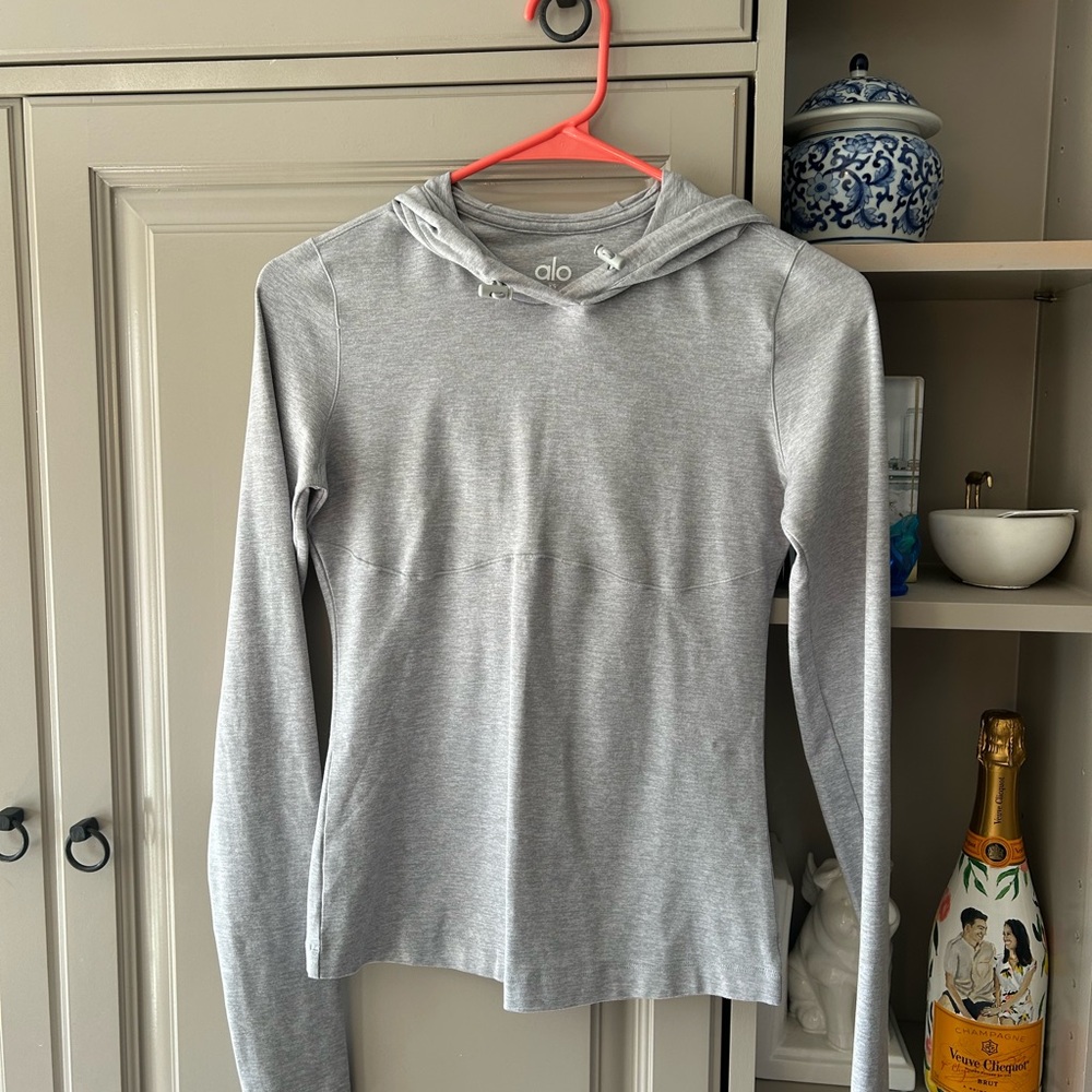 ALO Yoga Women's Heather Gray Hoodie